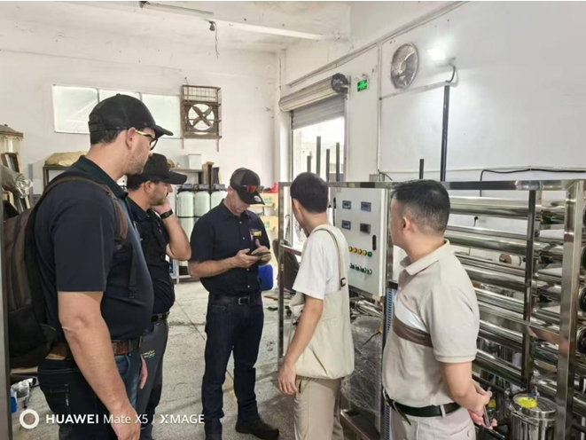 2024年11月，南非客户过来考察我司的水处理设备和就深度合作事宜进行磋商